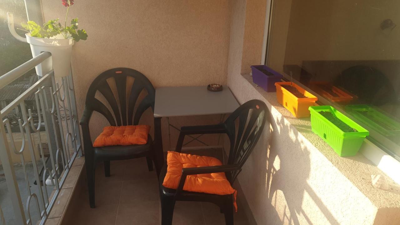 Sunny Apartment Burgas Extérieur photo
